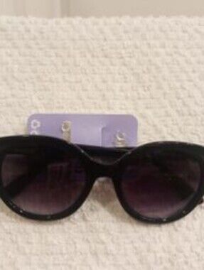 Claire's Black Women's Oversized Sunglasses